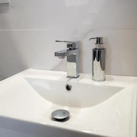 Bhost - Conde Apartment Cordoba